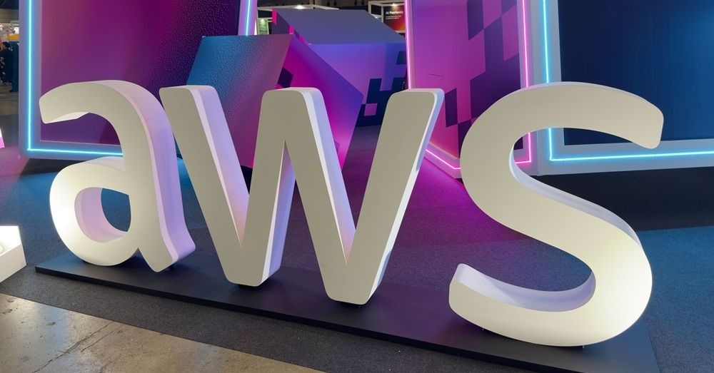 AWSで障害 「CloudFront」世界規模で不調 PayPayに影響、noteやニコニコ生放送もつながりにくく