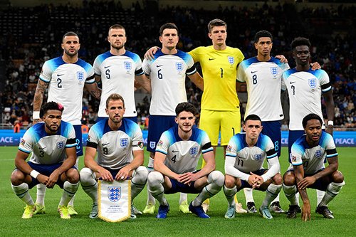【悲報】イギリスさん、ワールドカップだけ4つに別れて出場