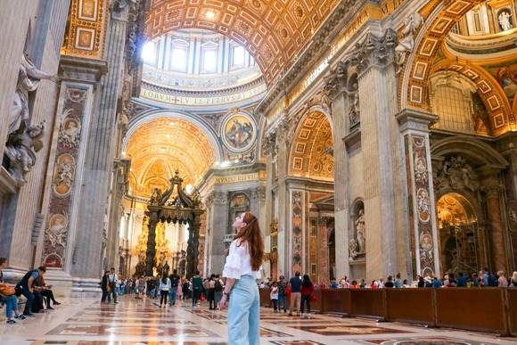 【悲報】日本人さん海外旅行する人と全くしない人に二極化する