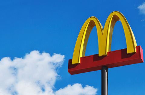 【悲報】マクドナルド店長（51歳）の給与明細、流出してしまうwww
