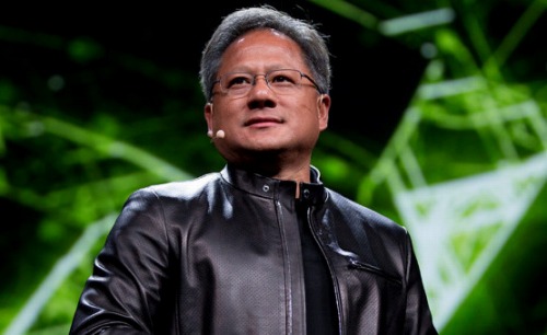 【画像】NVIDIAの革ジャン、神田の路上で「あんぱん」を配るwww