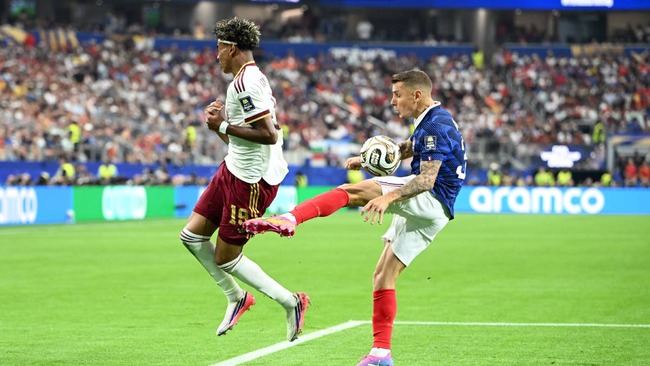 【W杯】優勝候補筆頭のフランス、準決勝敗退