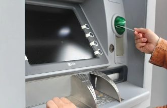 社内で、俺だけボーナスが振り込まれなかった。俺「手違いですか？」経理「あなたの振込みは会社から指示されてません」→結果…