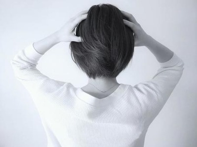 【画像】パチ屋の女店員、待遇に不満を漏らした結果こうなる