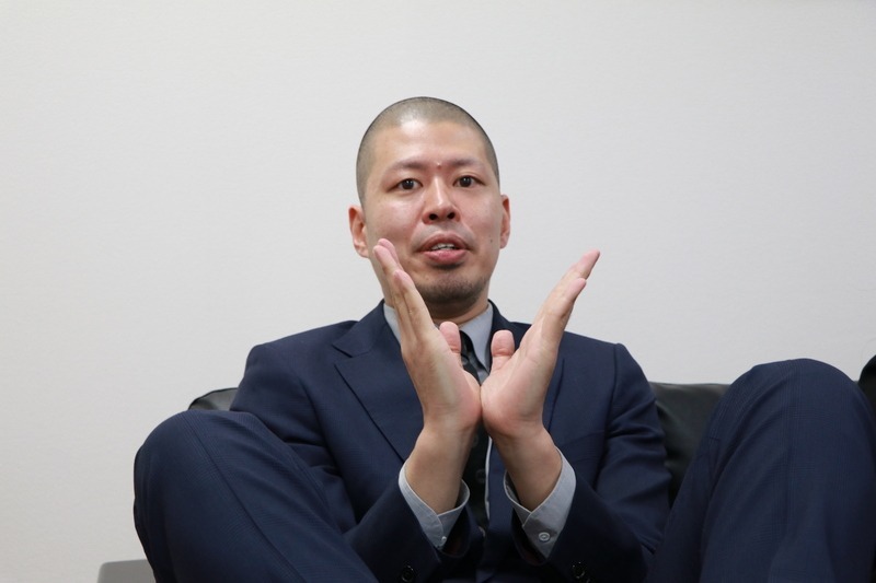 金属バット小林が正論「銀行の営業時間が15時までで良いわけないやろ」5.2万いいね