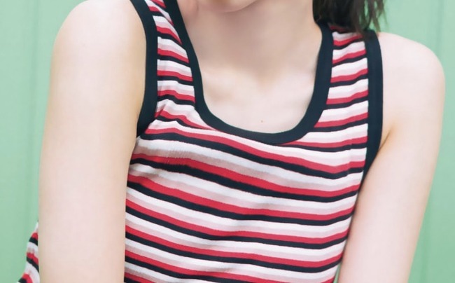 【画像】『吊り目』なのにお乳もしっかりな女子、最高ボディすぎるだろwww