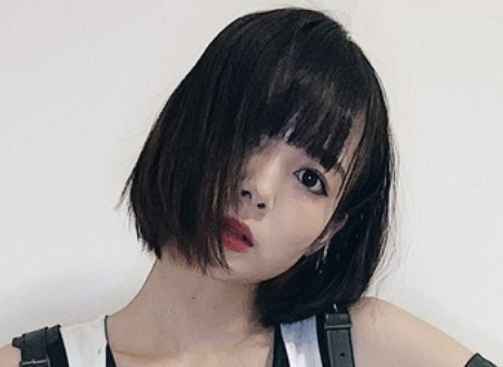 【画像】岡田紗佳(32)さん、乳を生かしたコスプレを披露した結果www