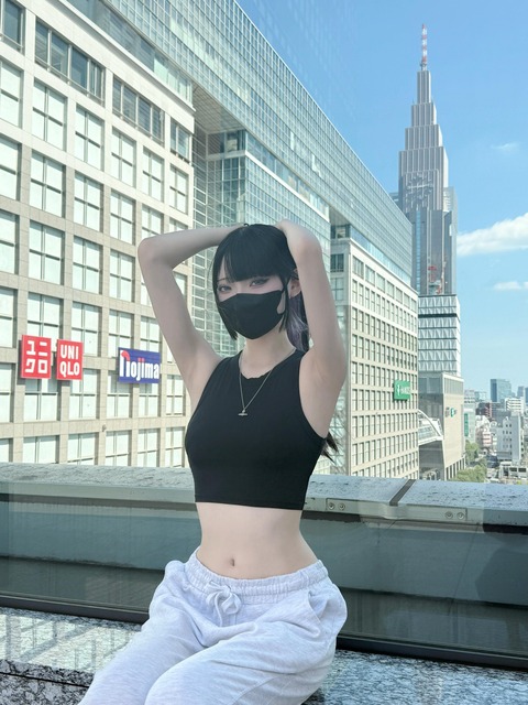 【画像】ロンドンでえちえち日本人女性が発見される、何したい？