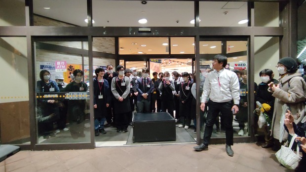 【衝撃】閉店したダイエー、シャッターを閉める時にこうなった・・・・・・・・・・・・
