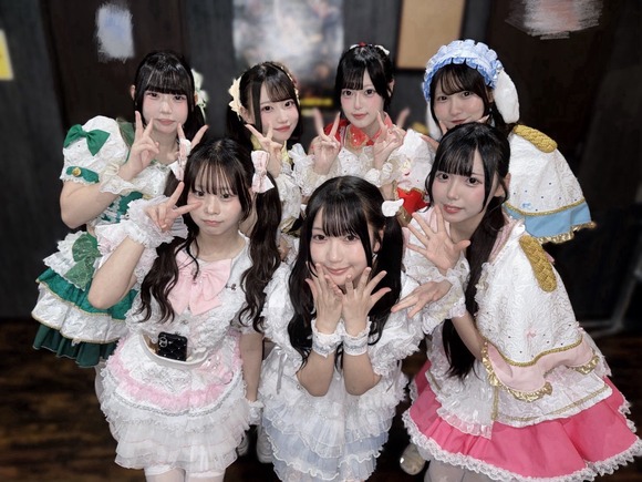 【画像】誰とセ◯クスしたいかガチで見解が分かれる地下アイドル(令和最新版)7人衆、現るwww