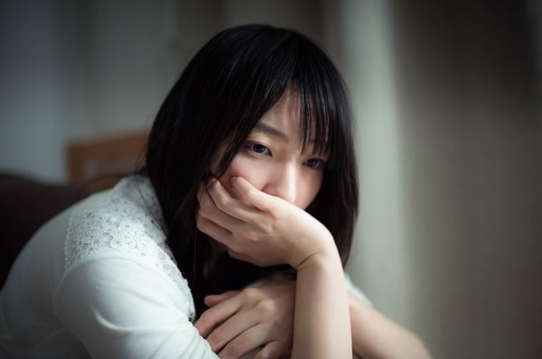 【悲報】配信中に刺された最上あいさん、刺されたあと頭部を蹴られ「まだ動くんだ」「死んでますかね」⇒