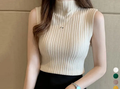 【画像】夏、お乳がピタッとした服着てる女さん大量発生www