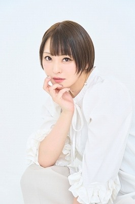【画像】人気若手声優、脱いでしまう…