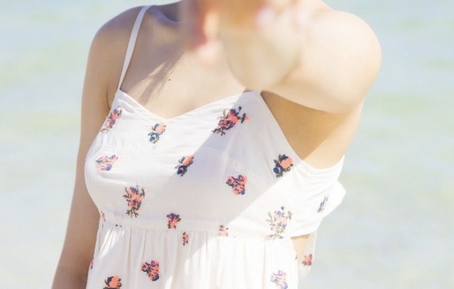 【画像】人気コスプレイヤーのえなこ、乳のハリがwww