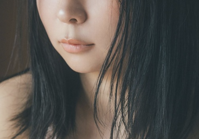 【画像】アンゴラ村長、想像の5倍揉みしだきたい乳をしてしまう