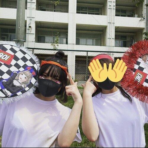 【画像】JKさん、体育祭で誘惑してしまうwww