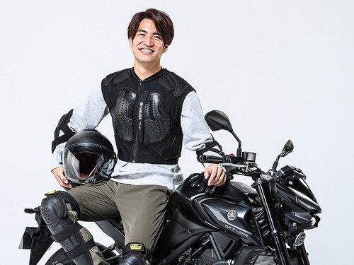 【悲報】バイク乗るために、ブーツとプロテクターで8万かかるんやけど