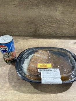 底辺期間工の夜勤休憩飯がこちらｗｗｗ（※画像あり）