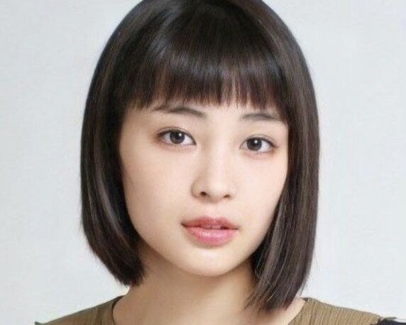 芦田愛菜vs広瀬すずvs岡田紗佳vs幾田りらの乳房対決www