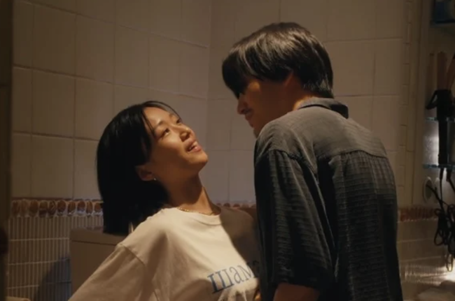 【朗報】河合優実ちゃん、おっぱいでかすぎて草www