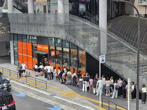 【画像】麻辣湯店、9割女さんしか並んでない
