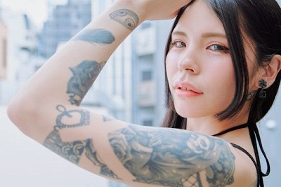 タトゥーAV女さん、売り上げが低くてへこむ