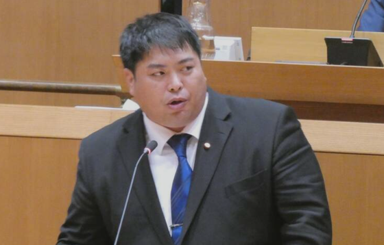 【悲報】マスコミ、熊本で炊き出し中のへずまりゅう氏に「何でこんなことを？」と質問www