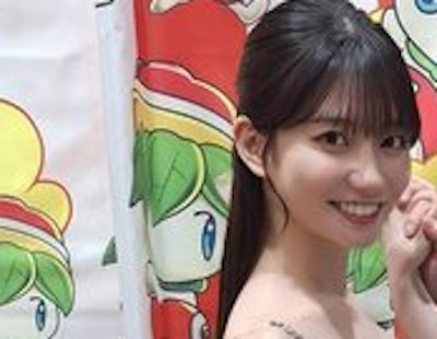 【最新画像】超人気A.V女優・瀬戸環奈、ファンサで乳を押し付けまくってる！