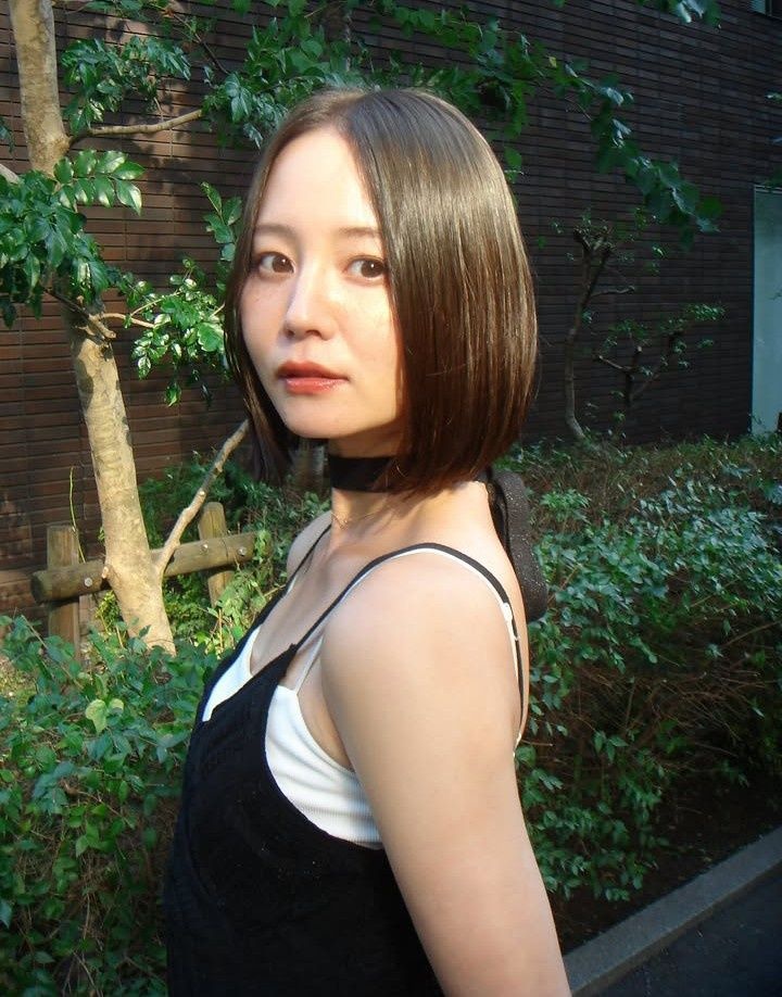 堀北真希さんの妹・奈々未 最新ショットに反響「一瞬、お姉さんの方かと」「お姉ちゃんみたいにかわいい」「びっくり」
