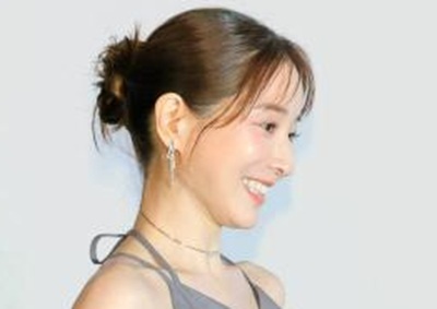 【画像】田中みな実(39)の最新お●ぱいがデケええええええええええ