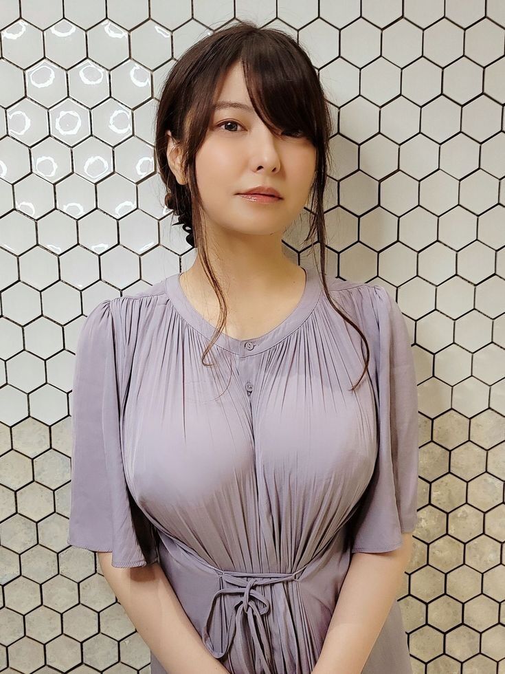 【画像】41歳のグラドルさん、えっちダネwww