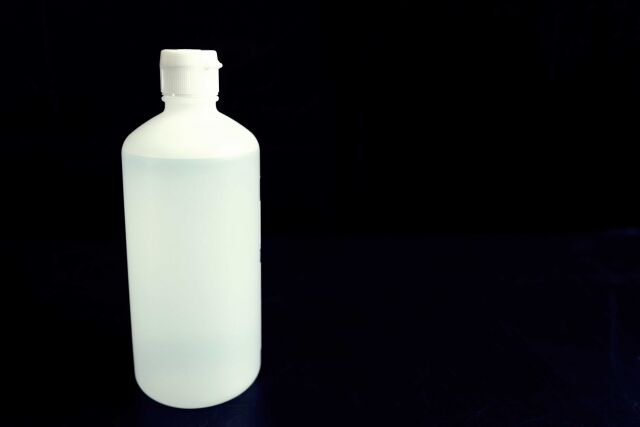 北海道大学の理学部の院生、「フッ化水素酸」を顔面にかぶり死亡