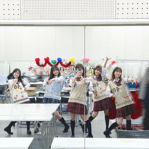 橋本奈々未にガチでそっくりすぎる阪口珠美のこの画像www
