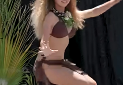 【腰振りダンス動画】なんだろう、この子のダンスが凄すぎて呆気にとられて最後まで見てしまう件