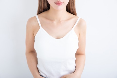 なぜ人妻の胸元はガバガバなのか⇒♡♡