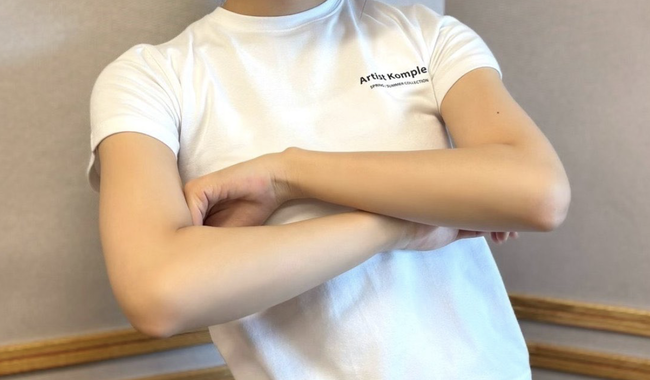 【画像】鈴木奈々(38)の私服、想像の500倍えっちで草www