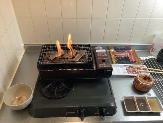【画像】独身男性の焼肉あるあるwww