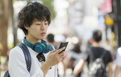 【悲報】マチアプ一年契約、彼女セフレどころか1人も会えず終了