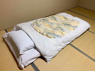 【悲報】女さん「旦那から夜のお誘いLINE来たんだけど無理すぎネットに晒そ」