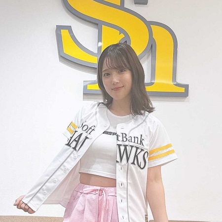 【画像】声優・内田真礼たそ、変なズボン履く