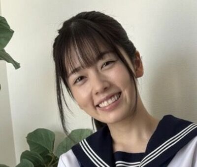 【悲報】小芝風花さんのJKセーラー服姿、ガチで可愛すぎる