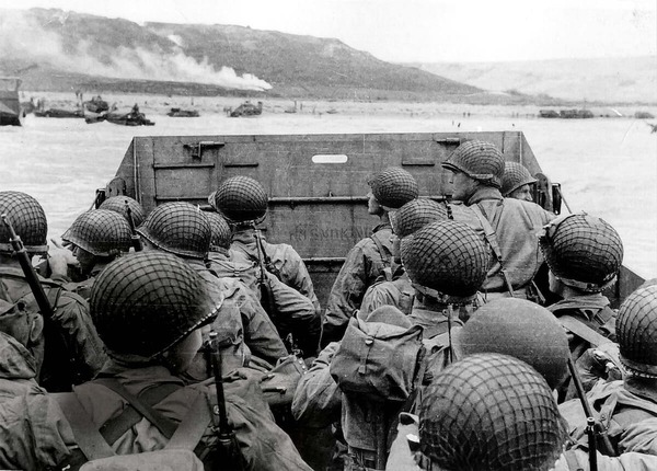 ノルマンディー上陸作戦て上陸地点によって命運分かれすぎだよな