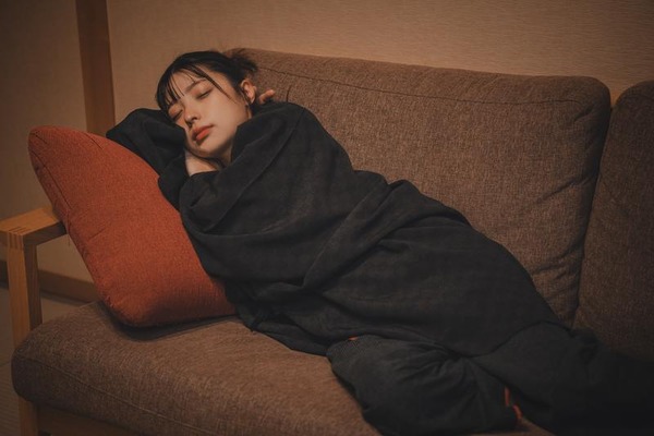 【闇】『イクイク病』が地獄… 女性が薬を断薬 → 感度が3千倍になり絶頂し続ける⇒♡♡
