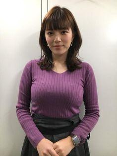 【画像】この巨乳ニットのお姉さんがエッチ過ぎるwww