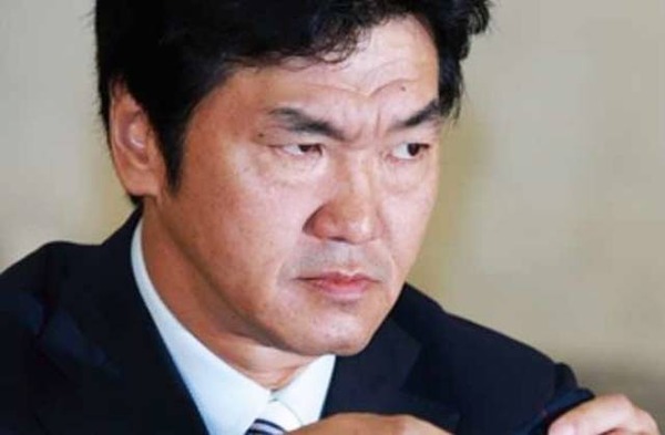 【悲報】あの人気芸人さん、島田紳助に暴行され肋骨と前歯をへし折られていた⇒！！！