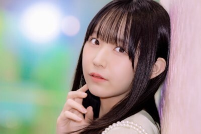 信用声優の羊宮妃那さん、三つ編み眼鏡で民を誘惑してしまう…