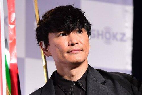 【悲報】電子タバコ派のサカナクション山口一郎「紙タバコってすごい臭い」喫煙所の分離を切望