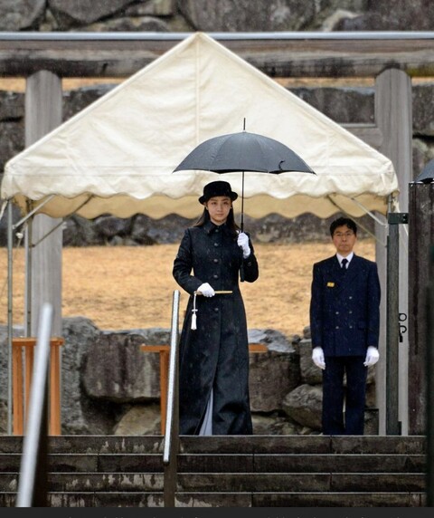 【画像】佳子様(31)、映画のラスボスに出てきそうwww
