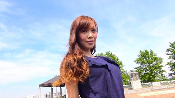 【画像】新人声優、デカ◯乳アピールに余念なしwww