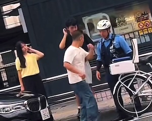 【動画】こんなヤツ逮捕しろや。池袋で不良外国人に対応するお巡りさんが大変そう。